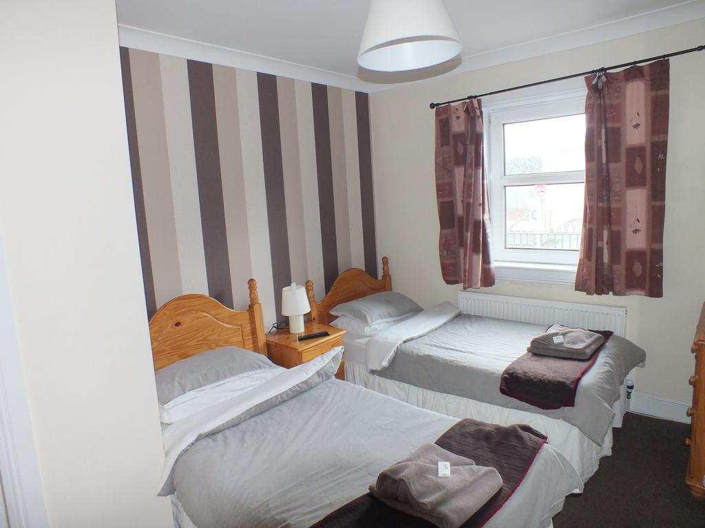St Andrews Guest House Irvine  Exterior foto